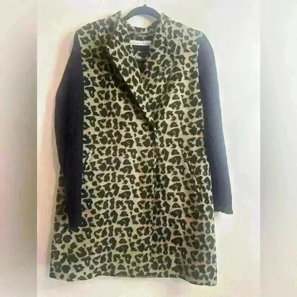 Women’s Kenneth Cole cheetah animal print long coat with ribbed sleeves size M - Picture 1 of 9